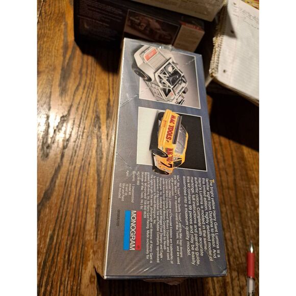 Vintage Harry Gant 7 MacTools 1:24 Chevy Lumina Model Kit Sealed Nascar Race Car - Picture 3 of 6